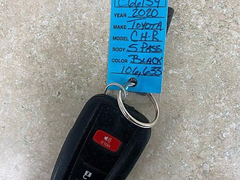 Used 2020 Toyota C-HR LE image 28