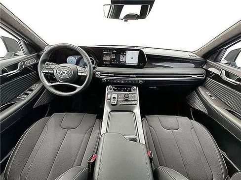 Used 2025 Hyundai Palisade Calligraphy AWD/4WD image 17