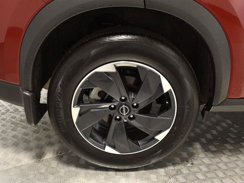 Used 2025 Nissan Rogue SV image 46