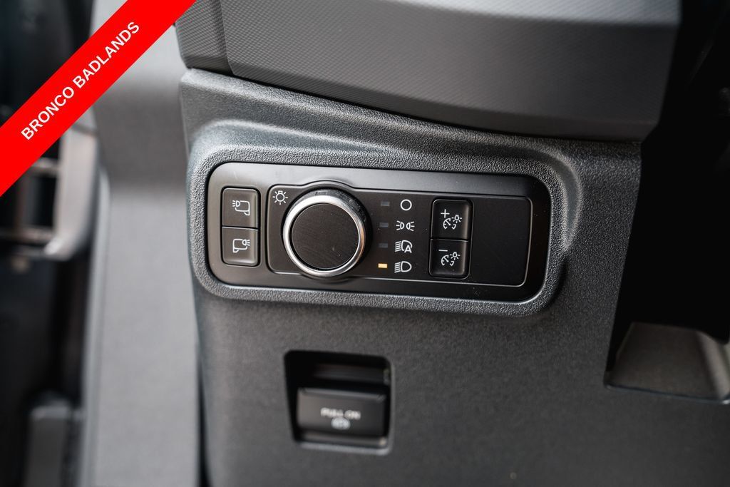 Used 2024 Ford Bronco Badlands AWD/4WD image 14