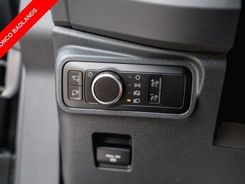 Used 2024 Ford Bronco Badlands AWD/4WD image 14