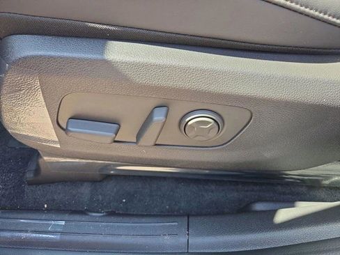 New 2026 Kia Carnival EX image 28