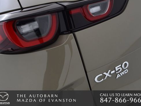 Used 2025 MAZDA CX-50 AWD 2.5 Turbo w/ Premium Pkg image 31