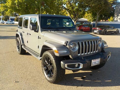 Used 2021 Jeep Wrangler Unlimited Sahara w/ Cold Weather Group image 3