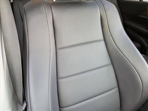 Used 2025 Mercedes-Benz GLE 350 4MATIC image 21