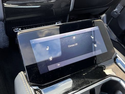 Used 2024 Jeep Grand Wagoneer Series III w/ Rear Seat Video Group 1 image 14