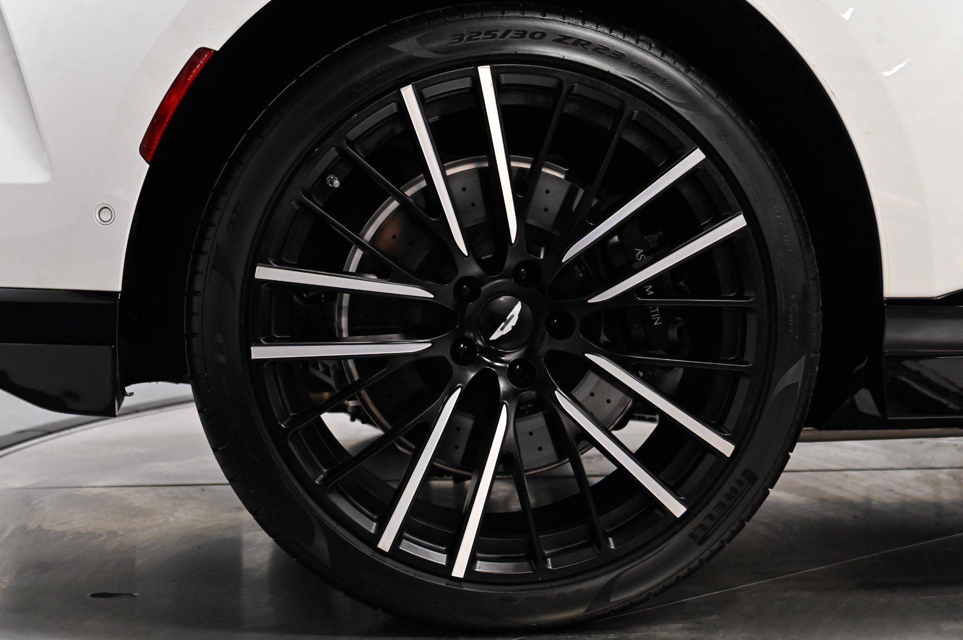 Used 2023 Aston Martin DBX 707 AWD/4WD image 13