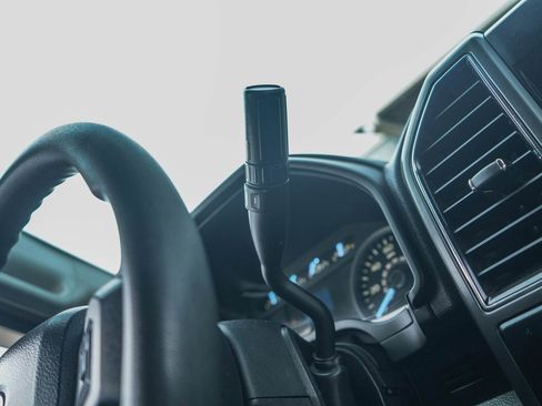 Used 2018 Ford F150 XLT image 24