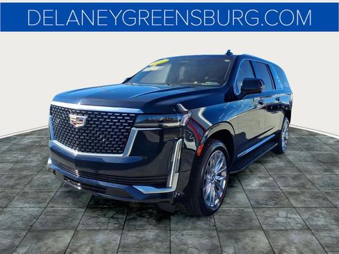 Used 2023 Cadillac Escalade ESV Premium Luxury image 7