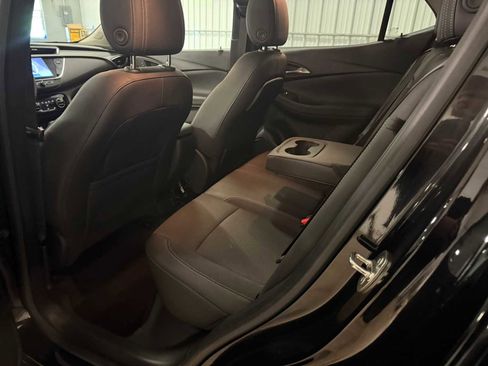 Used 2023 Buick Encore GX Select w/ Experience Buick Package FWD image 23