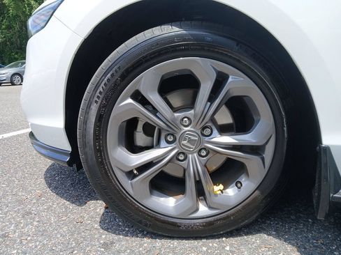 Used 2024 Honda Accord EX image 25