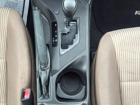 Used 2013 Toyota RAV4 LE image 14