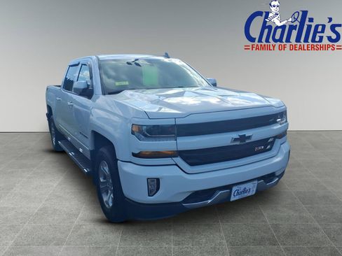 Used 2017 Chevrolet Silverado 1500 LT w/ All Star Edition AWD/4WD image 2