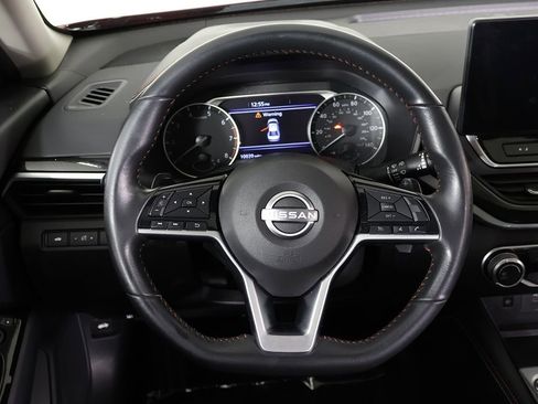 Used 2024 Nissan Altima 2.5 SR w/ SR Premium Package AWD/4WD image 37