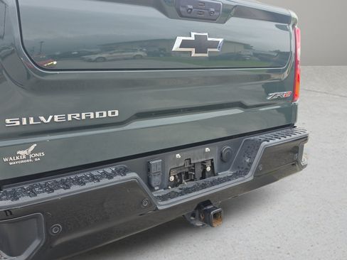 Used 2025 Chevrolet Silverado 1500 ZR2 w/ Technology Package AWD/4WD image 18