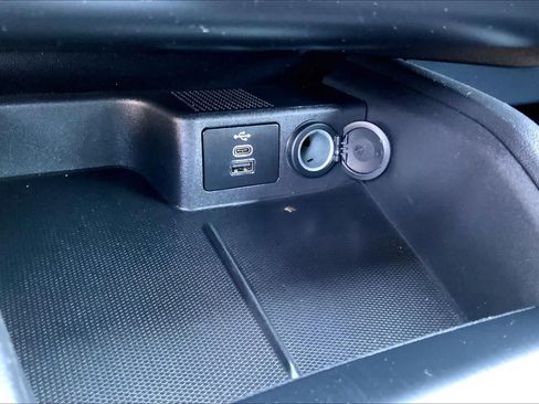 Used 2024 Ford Escape ST-Line AWD/4WD image 31