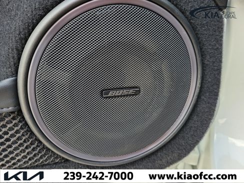 Used 2020 Nissan GT-R Premium AWD/4WD image 18