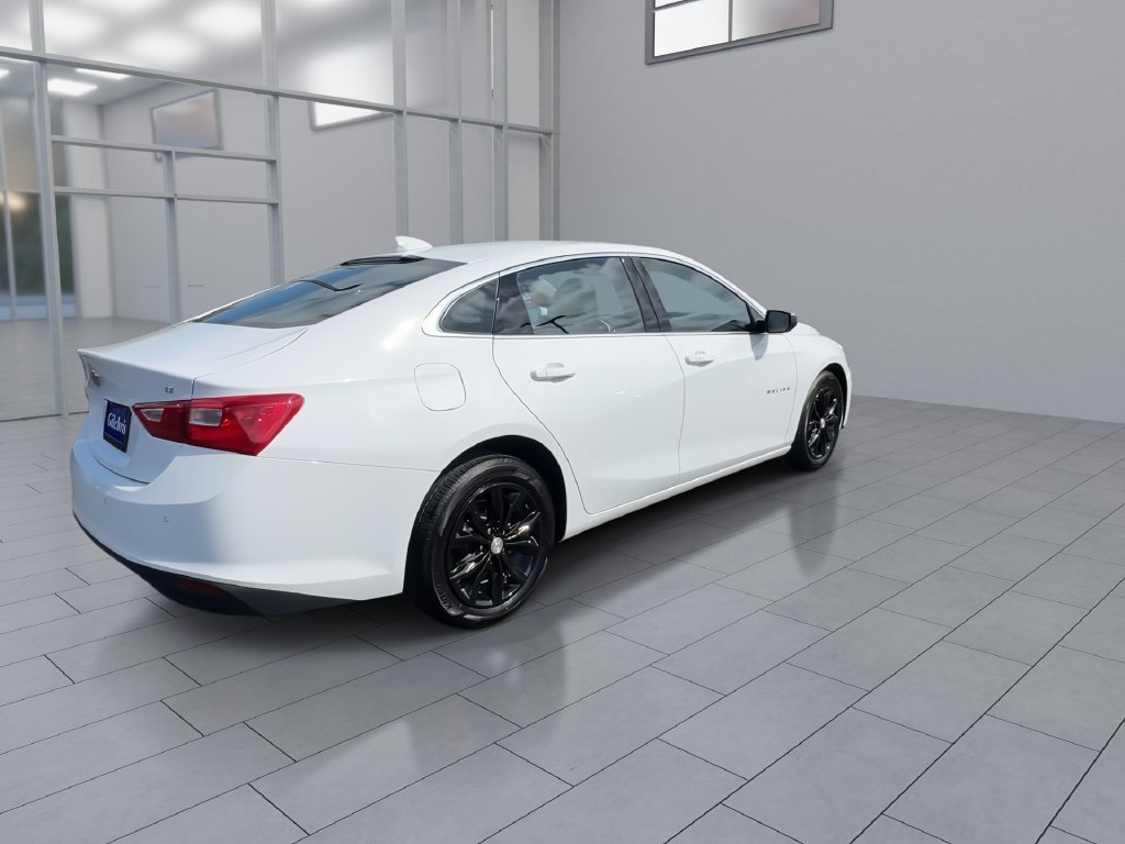 Used 2024 Chevrolet Malibu LT FWD image 8