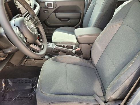 New 2026 Jeep Gladiator Willys image 15