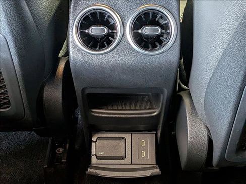 Certified 2025 Mercedes-Benz GLA 250 4MATIC image 17