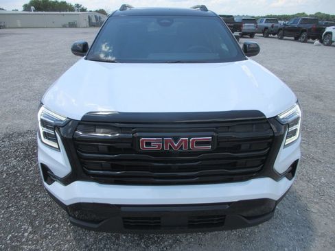 New 2027 GMC Terrain Elevation w/ Elevation Premium Package FWD image 10