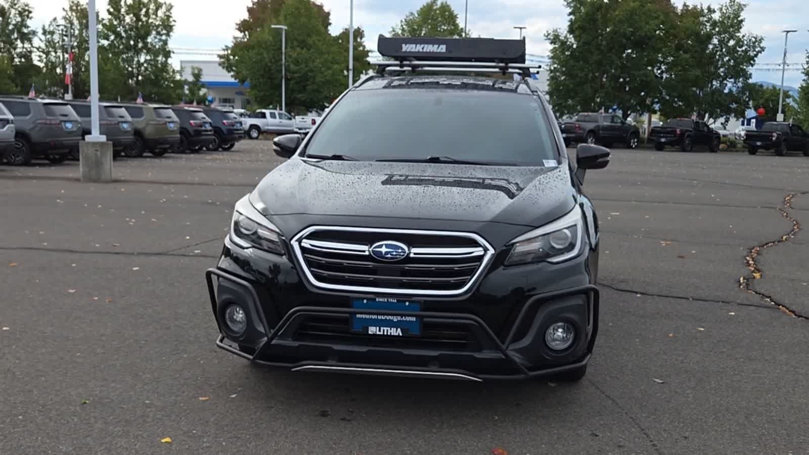 Used 2019 Subaru Outback 3.6R Touring w/ Popular Package #3A AWD/4WD image 3