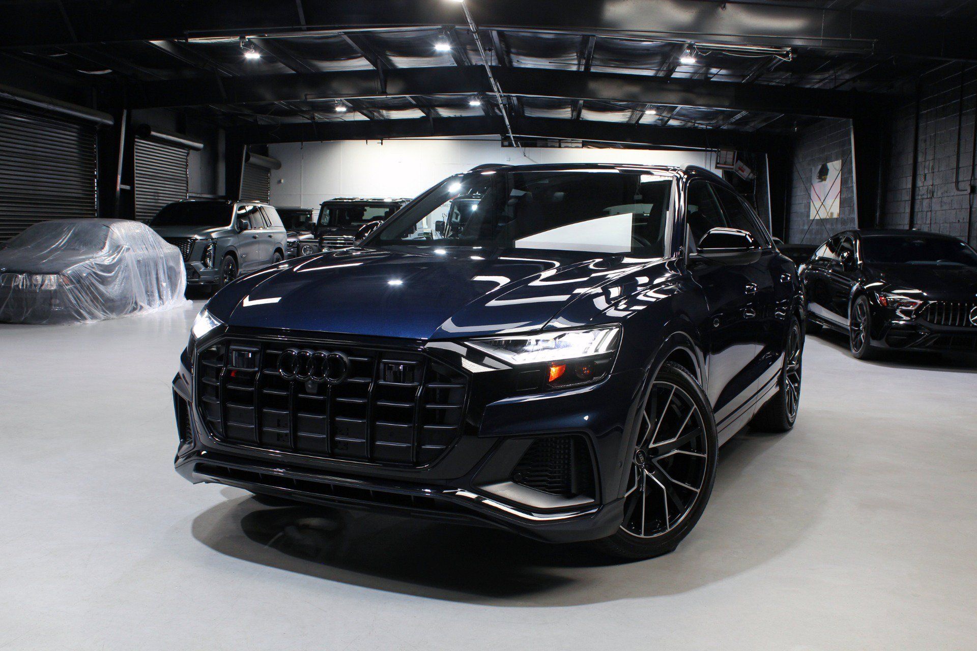 Used 2023 Audi SQ8 Premium Plus AWD/4WD image 4