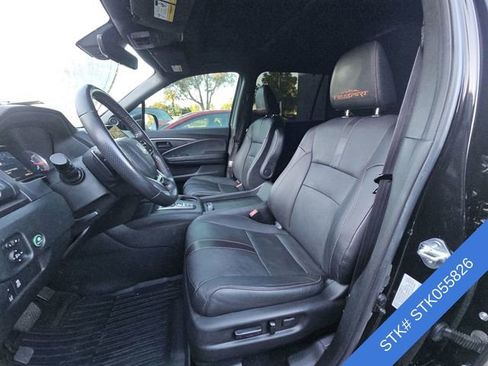 Used 2022 Honda Pilot TrailSport image 4