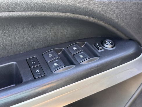 Used 2022 Chevrolet Colorado ZR2 AWD/4WD image 8