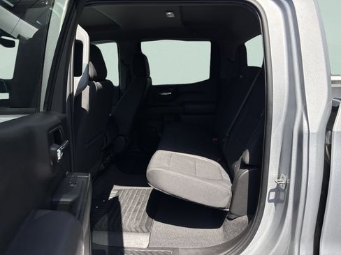 Used 2021 Chevrolet Silverado 1500 LT AWD/4WD image 15