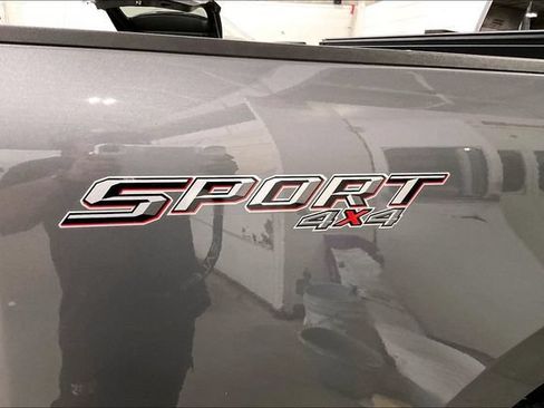 Used 2024 Ford F250 Lariat w/ Sport Appearance Package AWD/4WD image 9