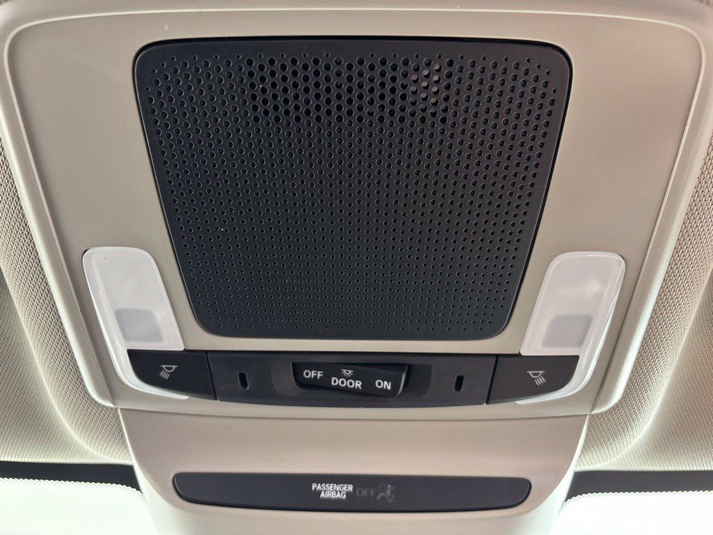 Used 2027 Honda HR-V LX image 17