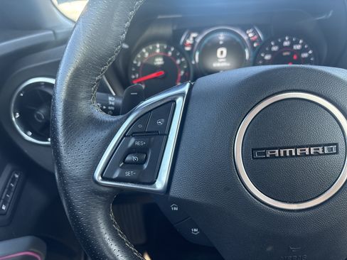 Used 2016 Chevrolet Camaro LT RWD image 19
