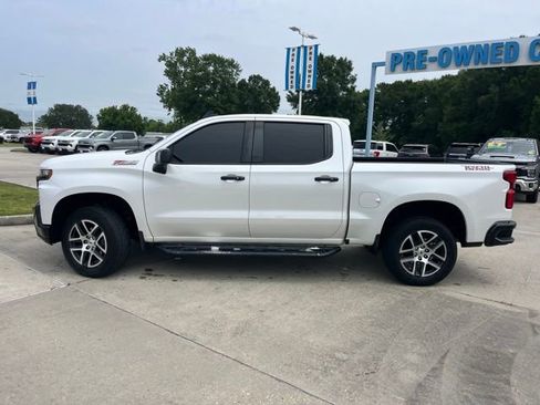 Used 2019 Chevrolet Silverado 1500 LT Trail Boss AWD/4WD image 4