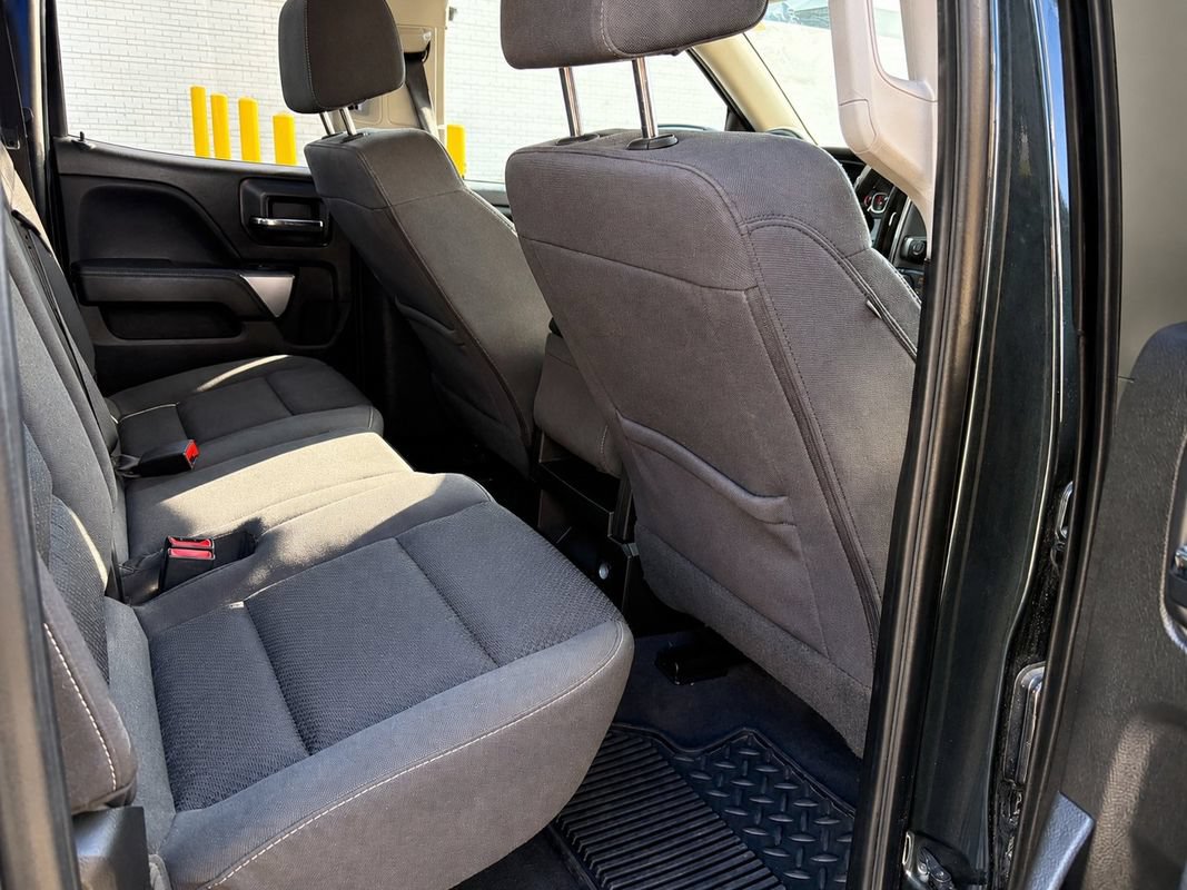 Used 2019 Chevrolet Silverado 1500 LT AWD/4WD image 19