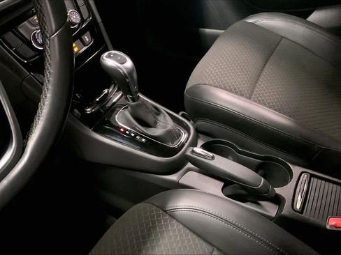 Used 2022 Buick Encore Preferred w/ Safety Package image 15