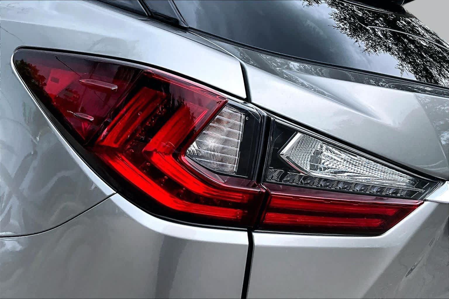 Used 2020 Lexus RX 350 AWD w/ Premium Package image 29