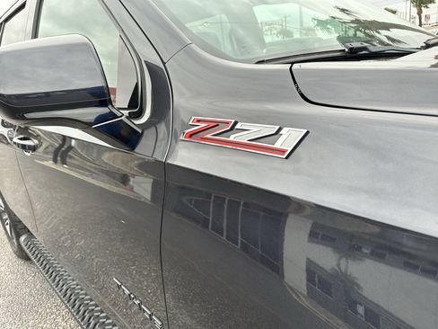 Used 2022 Chevrolet Tahoe Z71 image 26