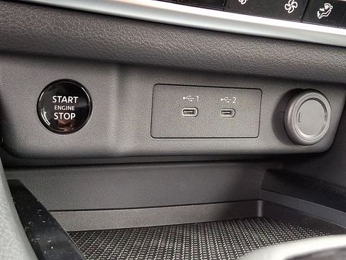New 2026 Nissan Rogue SV w/ Cold Weather Package AWD/4WD image 15