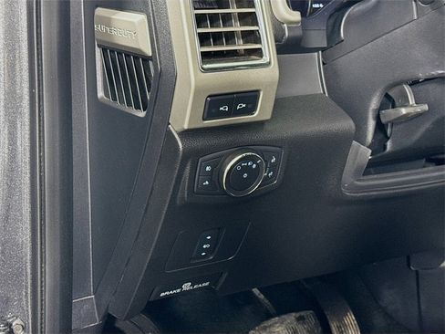 Used 2017 Ford F350 Lariat w/ Chrome Package image 4