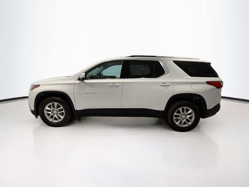 Certified 2018 Chevrolet Traverse LT image 4