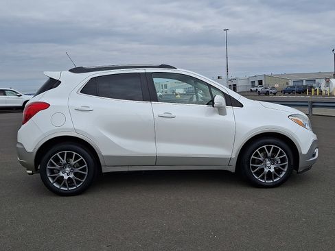 Used 2016 Buick Encore Sport Touring image 7