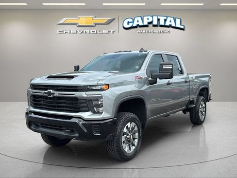 Used 2025 Chevrolet Silverado 2500 Custom w/ Custom Value Package AWD/4WD image 9