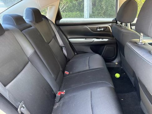 Used 2017 Nissan Altima 2.5 SR FWD image 28