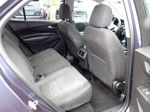 Used 2018 Chevrolet Equinox LT w/ LPO, Protection Package image 10