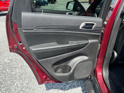 Used 2020 Jeep Grand Cherokee Limited w/ Premium Lighting Group AWD/4WD image 15