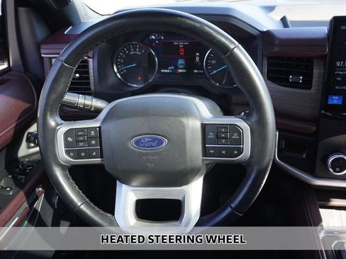 Used 2024 Ford Expedition Limited image 11