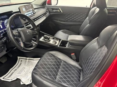Used 2024 Mitsubishi Outlander SEL FWD image 15