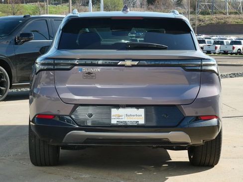 Used 2024 Chevrolet Equinox EV LT FWD image 6