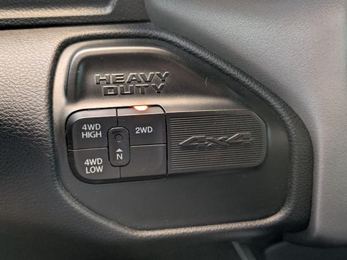 Used 2024 RAM 2500 Big Horn w/ Snow Chief Group AWD/4WD image 21